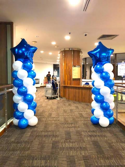 Showroom Theme Decoration